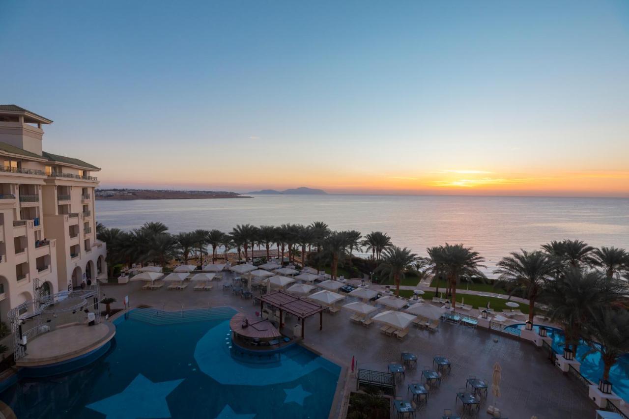 Stella Di Mare Beach Hotel & Spa Sharm el-Sheikh Exterior foto Sunset at the Hilton Sharm El Sheikh