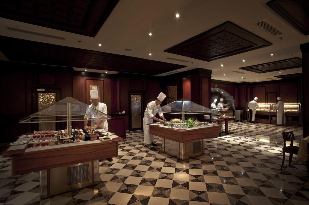 Stella Di Mare Beach Hotel & Spa Sharm el-Sheikh Exterior foto The buffet at the hotel
